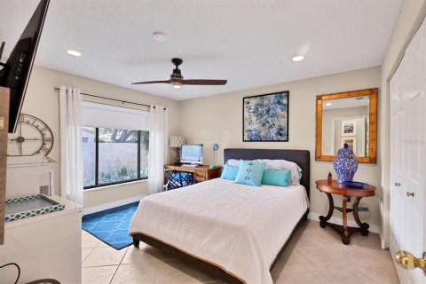 House in Bradenton, Florida 3 bedrooms, 167.69 sq.m. № 1676960 - photo 23