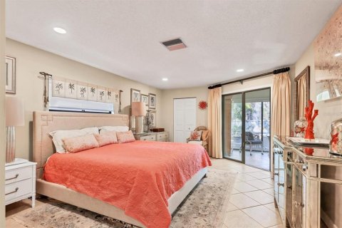 House in Bradenton, Florida 3 bedrooms, 167.69 sq.m. № 1676960 - photo 19