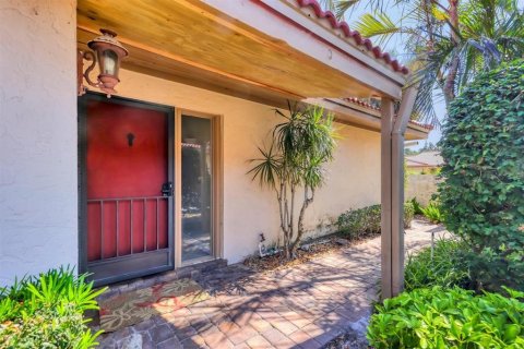 House in Bradenton, Florida 3 bedrooms, 167.69 sq.m. № 1676960 - photo 4