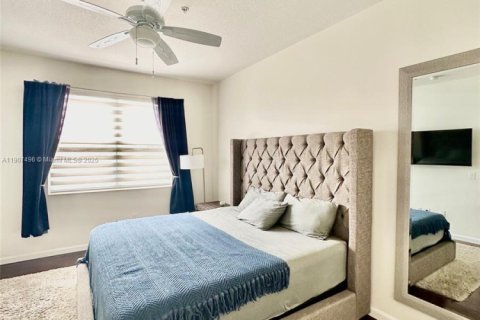 Townhouse in Boca Raton, Florida 2 bedrooms, 125.79 sq.m. № 1965063 - photo 13