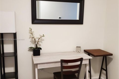 Townhouse in Boca Raton, Florida 2 bedrooms, 125.79 sq.m. № 1965063 - photo 12