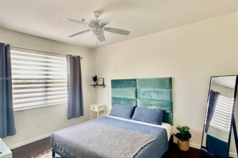 Townhouse in Boca Raton, Florida 2 bedrooms, 125.79 sq.m. № 1965063 - photo 16