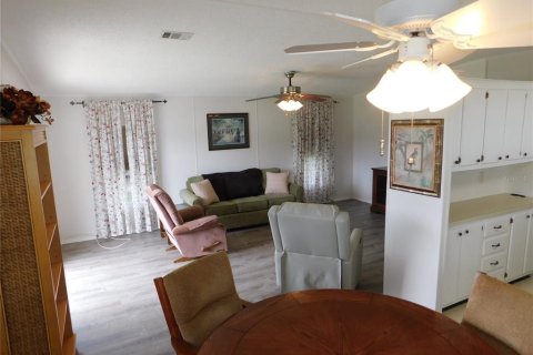 Appartement à louer à Zephyrhills, Floride: 2 chambres, 98.1 m2 № 1907486 - photo 10