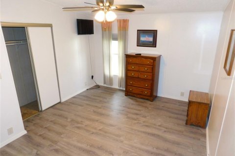 Appartement à louer à Zephyrhills, Floride: 2 chambres, 98.1 m2 № 1907486 - photo 19