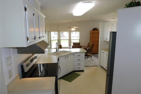 Appartement à louer à Zephyrhills, Floride: 2 chambres, 98.1 m2 № 1907486 - photo 8
