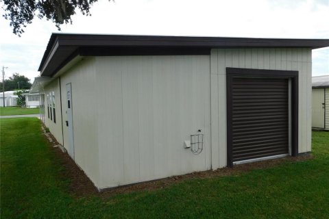 Appartement à louer à Zephyrhills, Floride: 2 chambres, 98.1 m2 № 1907486 - photo 5
