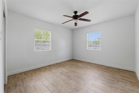 Villa ou maison à vendre à Saint Petersburg, Floride: 6 chambres, 358.32 m2 № 2140784 - photo 25
