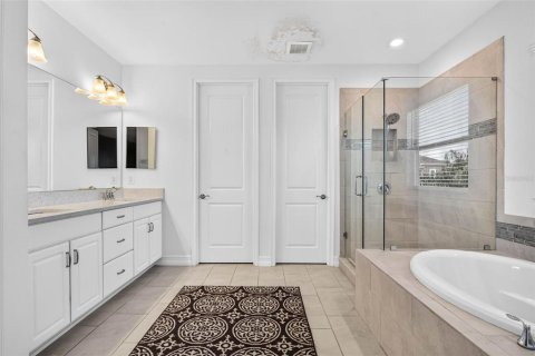 Villa ou maison à vendre à Wesley Chapel, Floride: 4 chambres, 325.16 m2 № 2420353 - photo 17