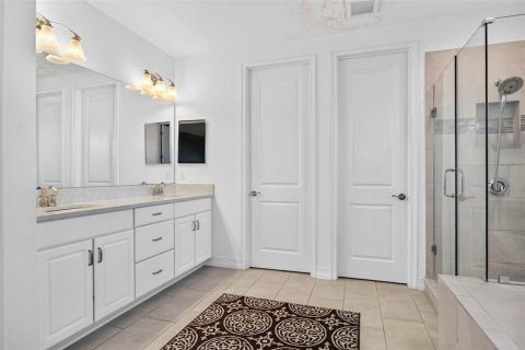 Villa ou maison à vendre à Wesley Chapel, Floride: 4 chambres, 325.16 m2 № 2420353 - photo 16