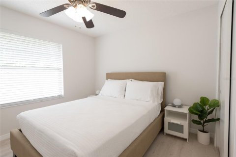 House in Kissimmee, Florida 3 bedrooms, 142.6 sq.m. № 2393928 - photo 15