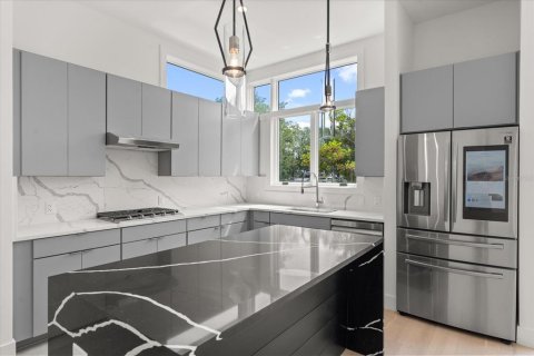 Adosado en venta en Winter Park, Florida, 3 dormitorios, 203.73 m2 № 2096431 - foto 7