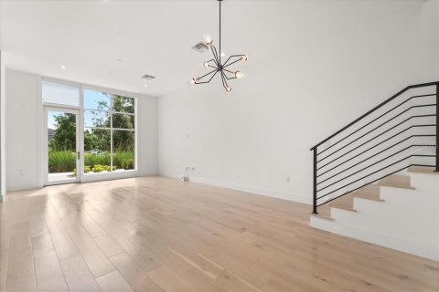 Adosado en venta en Winter Park, Florida, 3 dormitorios, 203.73 m2 № 2096431 - foto 10