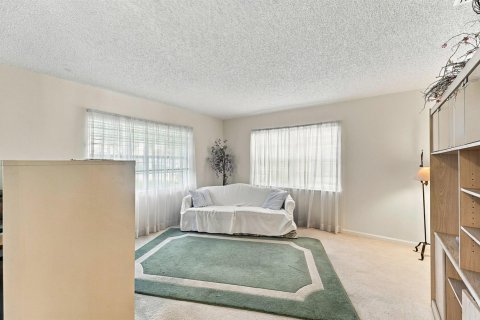 Villa ou maison à vendre à Delray Beach, Floride: 3 chambres, 193.52 m2 № 2409228 - photo 7