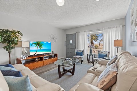 Condo in Clearwater, Florida, 2 bedrooms  № 1716837 - photo 22