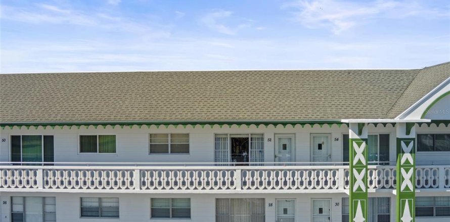 Condo in Clearwater, Florida, 2 bedrooms  № 1716837
