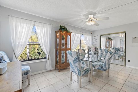 Condo in Clearwater, Florida, 2 bedrooms  № 1716837 - photo 12