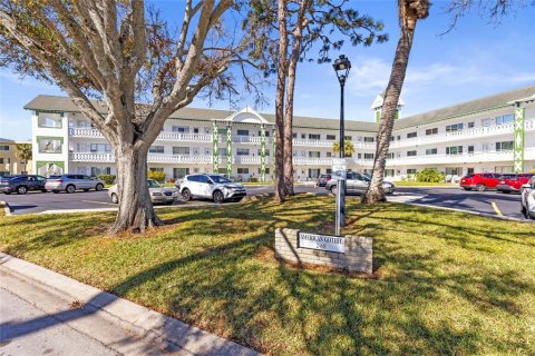 Condo in Clearwater, Florida, 2 bedrooms  № 1716837 - photo 5