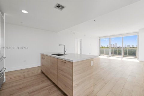 Condominio en alquiler en North Miami Beach, Florida, 3 dormitorios, 144.56 m2 № 2301668 - foto 8