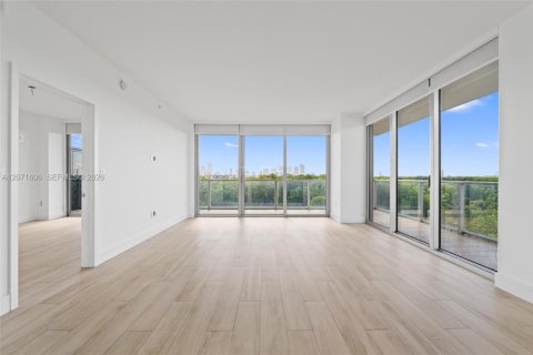 Condominio en alquiler en North Miami Beach, Florida, 3 dormitorios, 144.56 m2 № 2301668 - foto 10