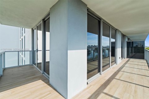 Condominio en alquiler en North Miami Beach, Florida, 3 dormitorios, 144.56 m2 № 2301668 - foto 13