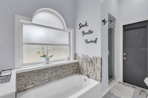 Villa ou maison à vendre à Kissimmee, Floride: 4 chambres, 203.83 m2 № 1743422 - photo 26