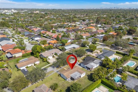 Купить виллу или дом в Майами, Флорида 3 спальни, 126.53м2, № 2027039 - фото 8