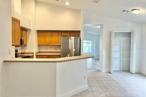 Casa en venta en Apopka, Florida, 3 dormitorios, 166.3 m2 № 2425702 - foto 11