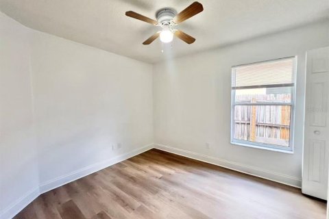 Casa en venta en Apopka, Florida, 3 dormitorios, 166.3 m2 № 2425702 - foto 19