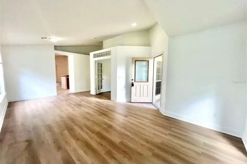 Casa en venta en Apopka, Florida, 3 dormitorios, 166.3 m2 № 2425702 - foto 5