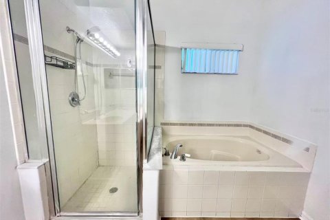 Casa en venta en Apopka, Florida, 3 dormitorios, 166.3 m2 № 2425702 - foto 26