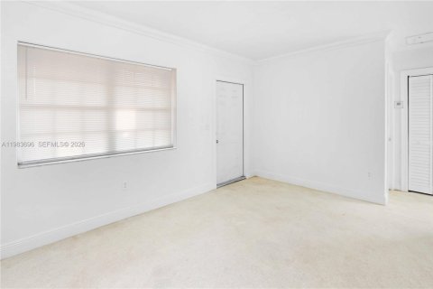 Купить коммерческую недвижимость в Хомстед, Флорида № 2045384 - фото 30