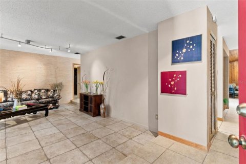 Villa ou maison à vendre à Altamonte Springs, Floride: 3 chambres, 173.82 m2 № 2430480 - photo 6