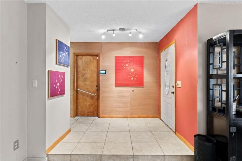 Villa ou maison à vendre à Altamonte Springs, Floride: 3 chambres, 173.82 m2 № 2430480 - photo 7