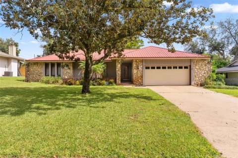 Villa ou maison à Altamonte Springs, Floride 3 chambres, 173.82 m2 № 2430480