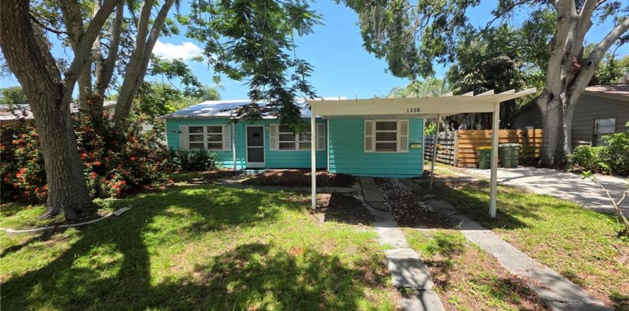 House in Sarasota, Florida 3 bedrooms, 128.95 sq.m. № 1850934