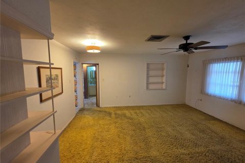 House in Sarasota, Florida 3 bedrooms, 128.95 sq.m. № 1850934 - photo 8