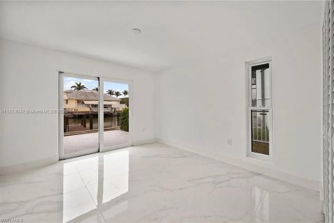Villa ou maison à louer à Naples, Floride: 4 chambres, 270.62 m2 № 1959936 - photo 25