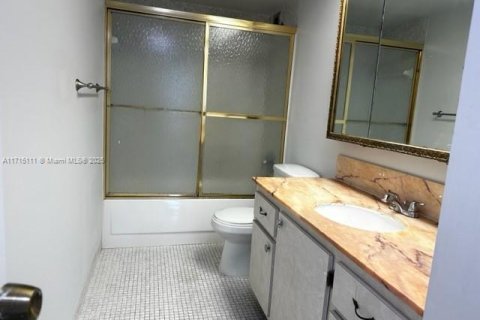 Condominio en venta en Miami Beach, Florida, 1 dormitorio, 91.04 m2 № 1702712 - foto 23