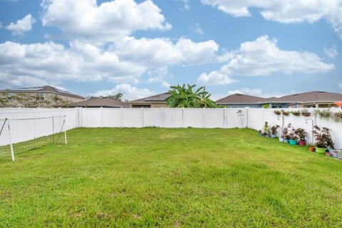 Casa en venta en Zephyrhills, Florida, 3 dormitorios, 169.36 m2 № 1903818 - foto 23