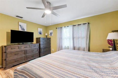 House in Clearwater, Florida 3 bedrooms, 133.5 sq.m. № 1832626 - photo 14