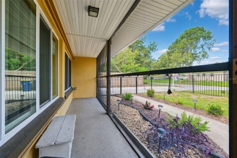 House in Clearwater, Florida 3 bedrooms, 133.5 sq.m. № 1832626 - photo 21