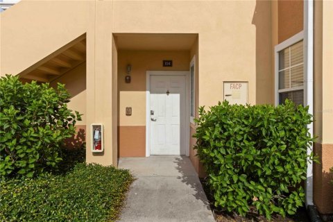 Condominio en alquiler en Sarasota, Florida, 2 dormitorios, 98.29 m2 № 1837737 - foto 3
