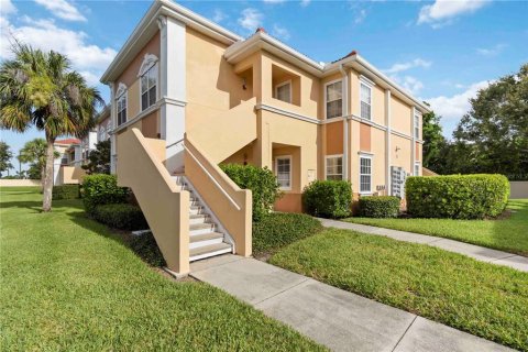 Condominio en alquiler en Sarasota, Florida, 2 dormitorios, 98.29 m2 № 1837737 - foto 1
