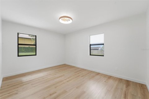 Casa en venta en Lake Mary, Florida, 4 dormitorios, 217.39 m2 № 2140581 - foto 16