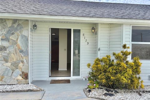 Villa ou maison à vendre à North Port, Floride: 3 chambres, 185.53 m2 № 2408355 - photo 3