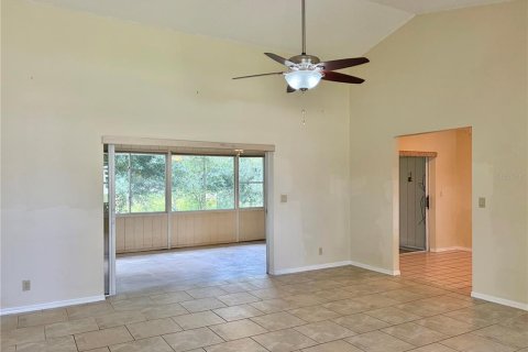 Villa ou maison à vendre à North Port, Floride: 3 chambres, 185.53 m2 № 2408355 - photo 6
