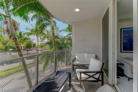 Condo in Miami Beach, Florida, 3 bedrooms  № 2076722 - photo 5