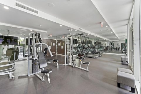 Condo in Miami Beach, Florida, 3 bedrooms  № 2076722 - photo 18