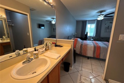 Condominio en venta en Orlando, Florida, 2 dormitorios, 92.16 m2 № 1830012 - foto 9