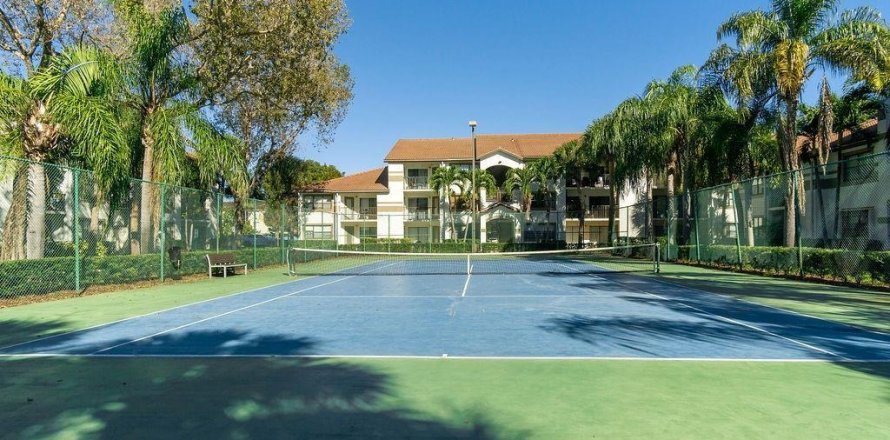 Appartement à Hollywood, Floride 1 chambre, 78.13 m2 № 1179683